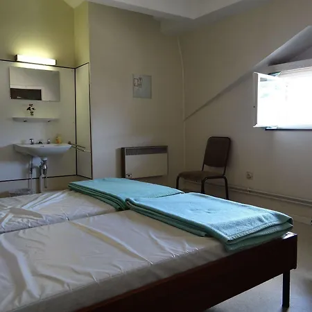 Splendid Palace - Vue Meuse & Citadelle Hostal